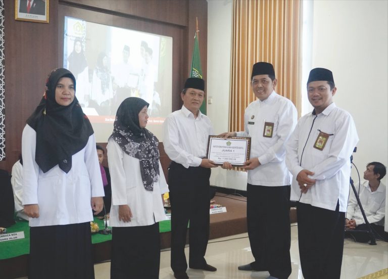 lomba juara 1 madrsah amndiri berprestasi
